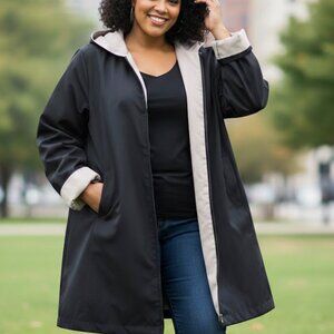 Versatile, fully REVERSIBLE jacket with a hood.  Black/Tan Oversized 2XL